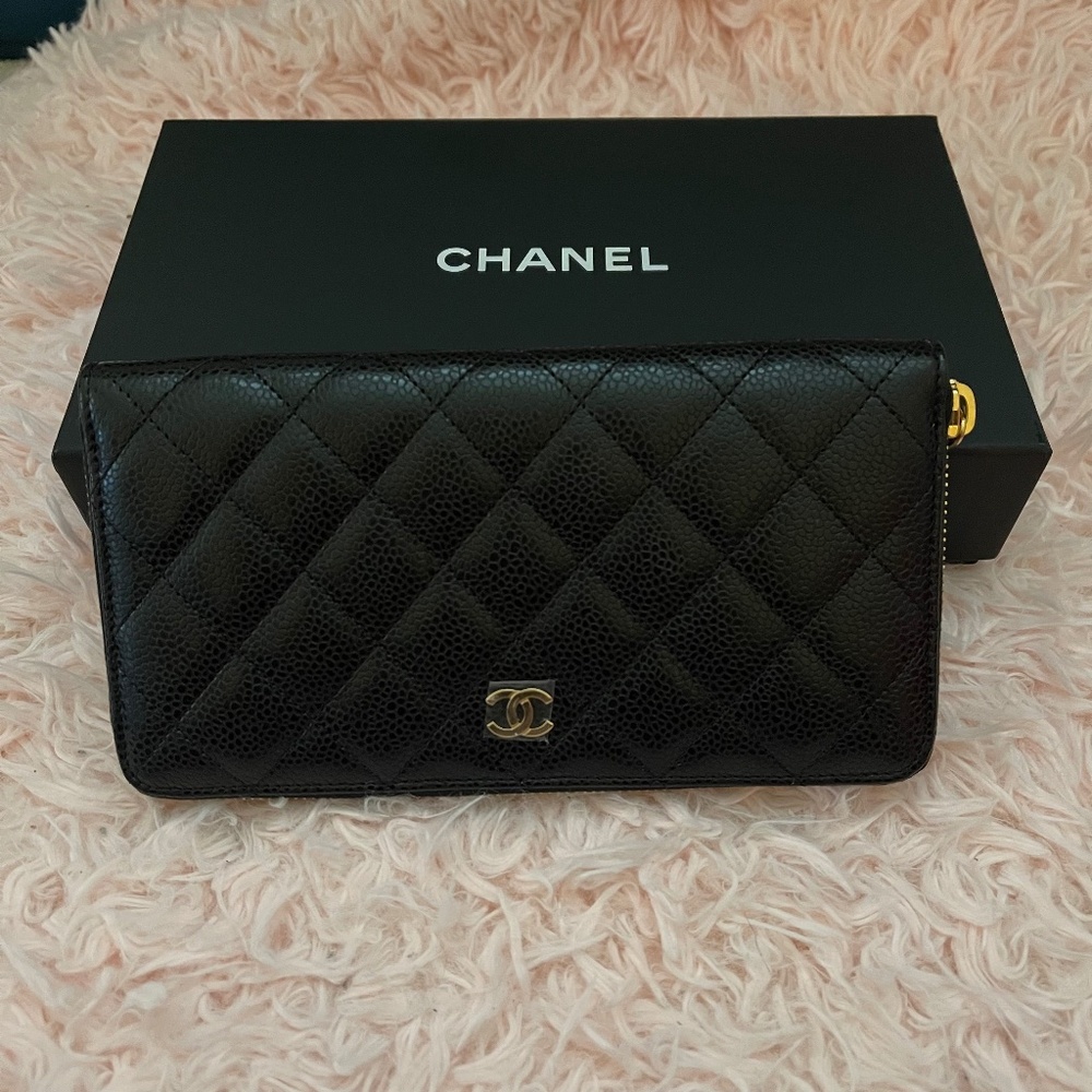 Chanel wallet